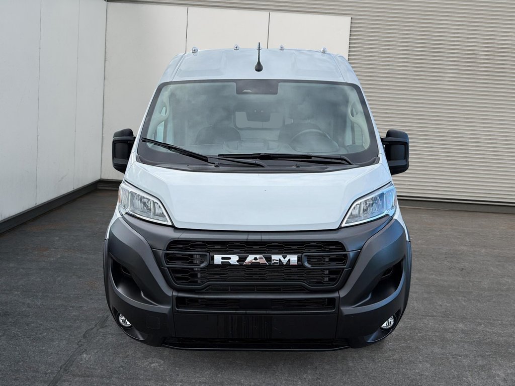 Ram ProMaster Cargo Van 3500 159 WB HIGH ROOF ALLONGÉ 2025 à St-Jean-Sur-Richelieu, Québec - 2 - w1024h768px