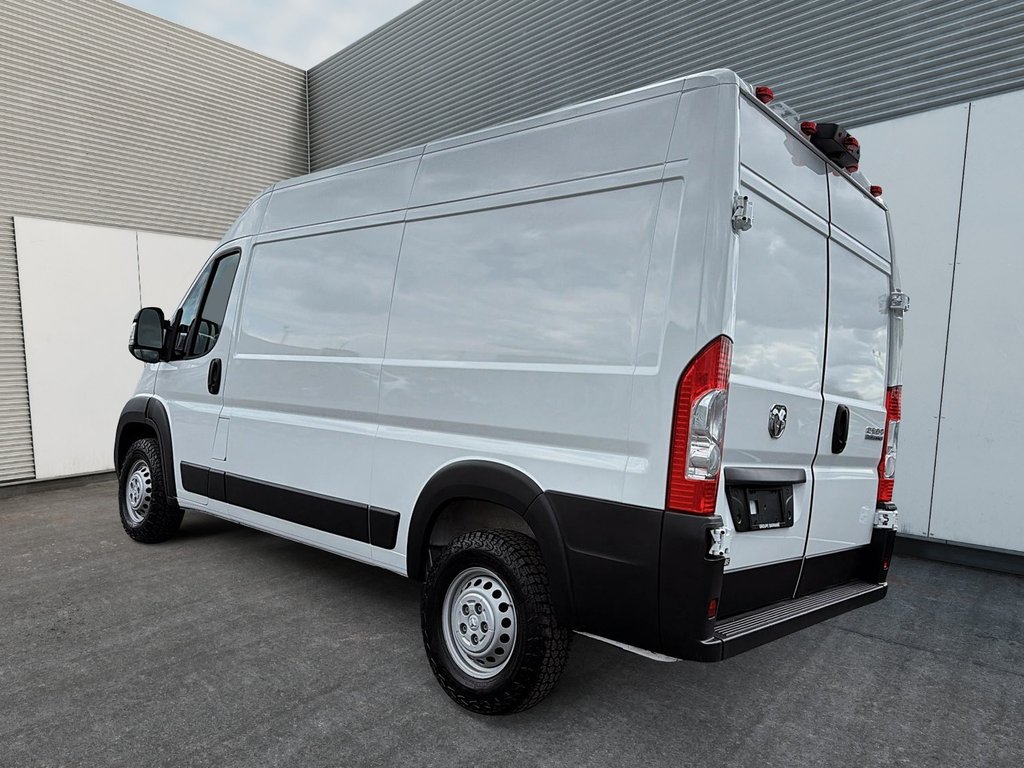 Ram ProMaster Cargo Van Tradesman 2025 à St-Jean-Sur-Richelieu, Québec - 4 - w1024h768px