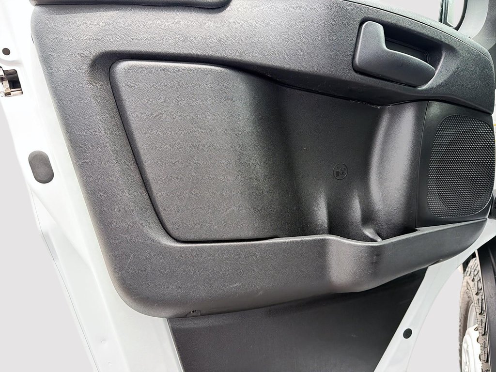 Ram ProMaster Cargo Van Tradesman 2025 à St-Jean-Sur-Richelieu, Québec - 11 - w1024h768px