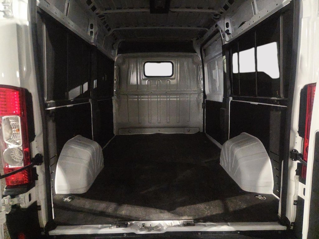 2025 Ram ProMaster Cargo Van 2500 HIGH ROOF ** 136 WB ** in St-Jean-Sur-Richelieu, Quebec - 6 - w1024h768px