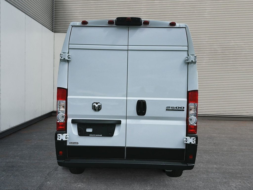 Ram ProMaster Cargo Van Tradesman 2025 à St-Jean-Sur-Richelieu, Québec - 5 - w1024h768px