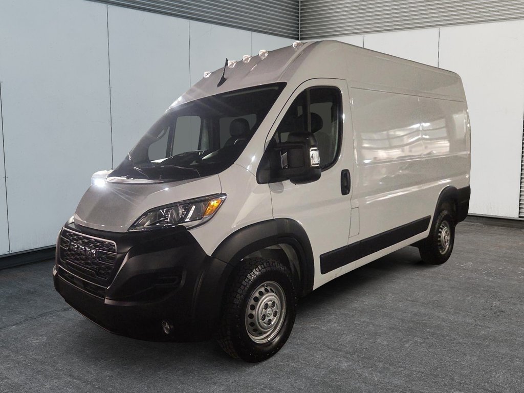 2025 Ram ProMaster Cargo Van 2500 HIGH ROOF ** 136 WB ** in St-Jean-Sur-Richelieu, Quebec - 1 - w1024h768px