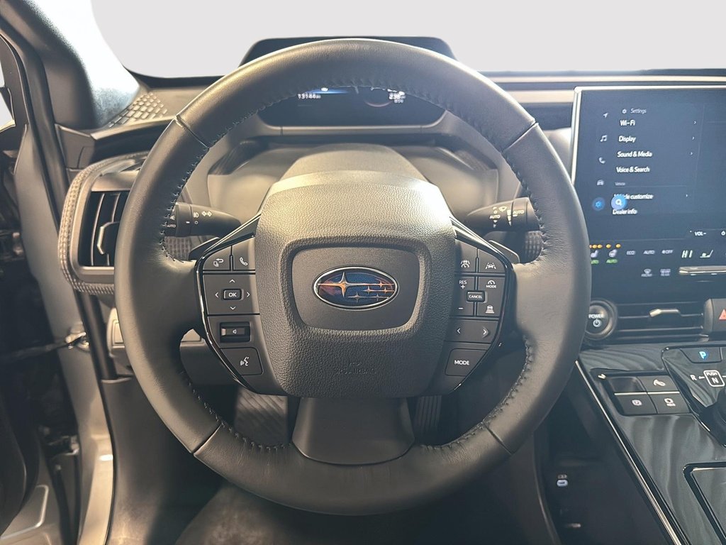 Subaru SOLTERRA LUXURY AWD 2023 à St-Jean-Sur-Richelieu, Québec - 13 - w1024h768px