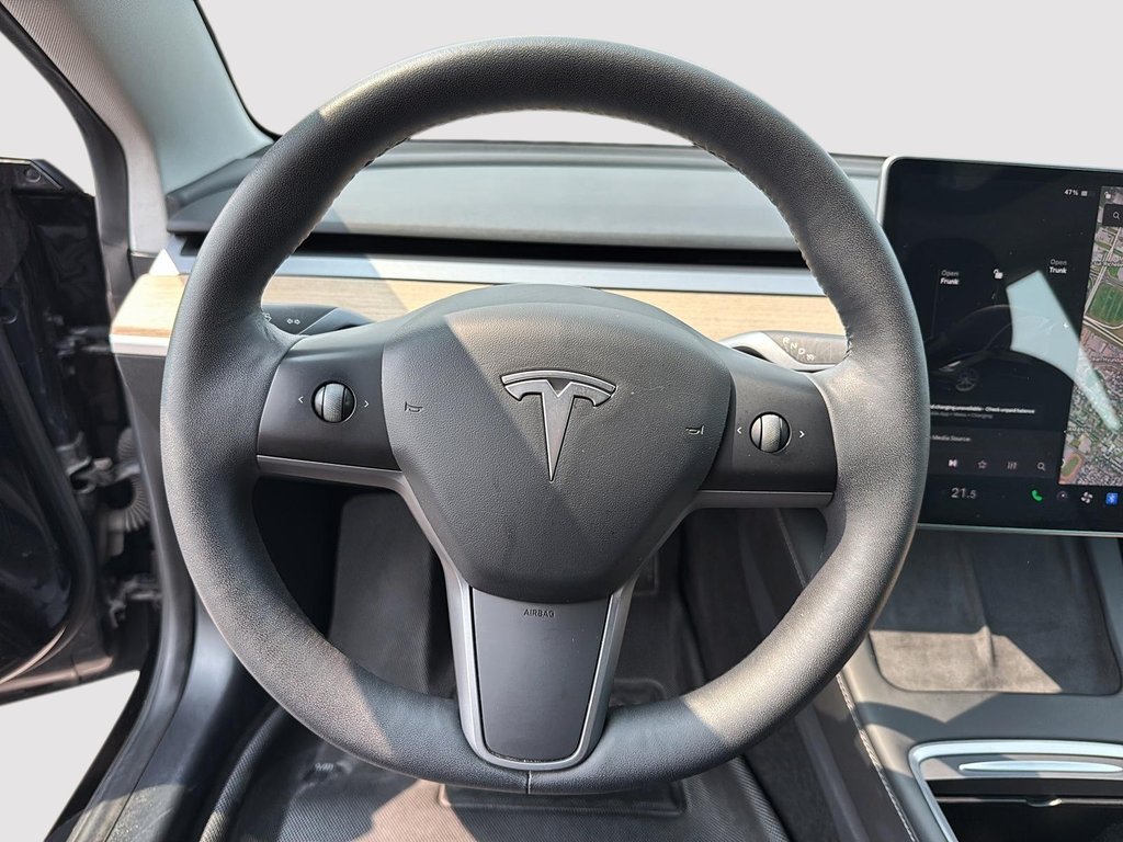 Tesla MODEL 3 SR+ 2021 à St-Jean-Sur-Richelieu, Québec - 12 - w1024h768px