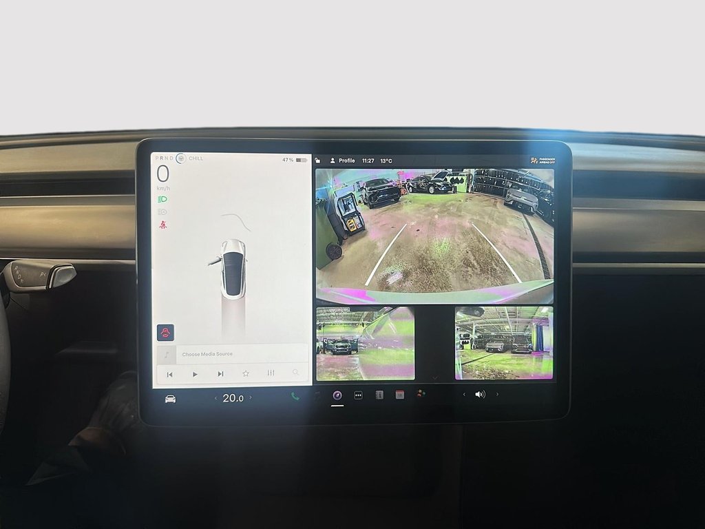 Tesla Model 3 STANDARD RANGE PLUS 2022 à St-Jean-Sur-Richelieu, Québec - 17 - w1024h768px