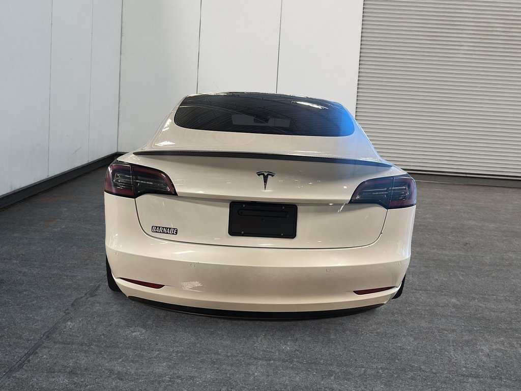 Tesla Model 3 STANDARD RANGE PLUS 2022 à St-Jean-Sur-Richelieu, Québec - 3 - w1024h768px