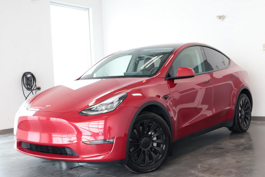 Model Y Long Range AWD 2022 à Saint-Hyacinthe, Québec - 1 - w1024h768px