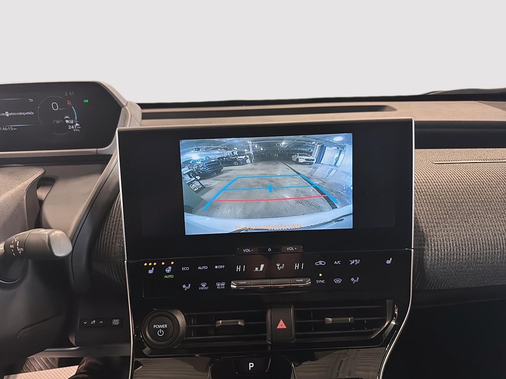 Toyota BZ4X XLE AWD TOIT-PANORAMIQUE 2023 à St-Jean-Sur-Richelieu, Québec - 17 - w1024h768px