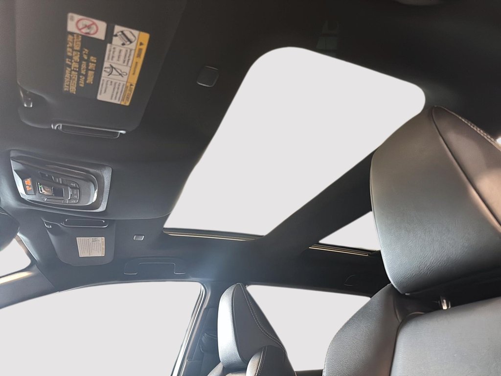 Toyota BZ4X XLE AWD TOIT-PANORAMIQUE 2023 à St-Jean-Sur-Richelieu, Québec - 16 - w1024h768px