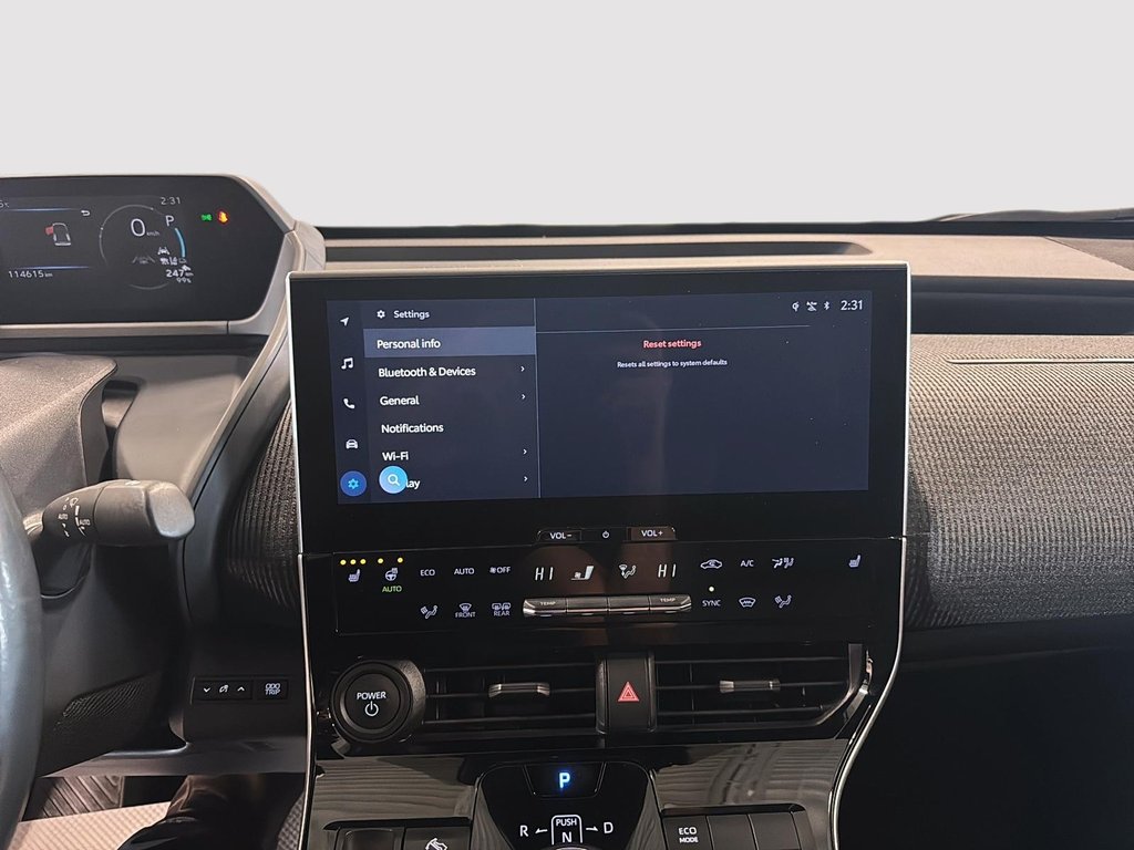 Toyota BZ4X XLE AWD TOIT-PANORAMIQUE 2023 à St-Jean-Sur-Richelieu, Québec - 18 - w1024h768px