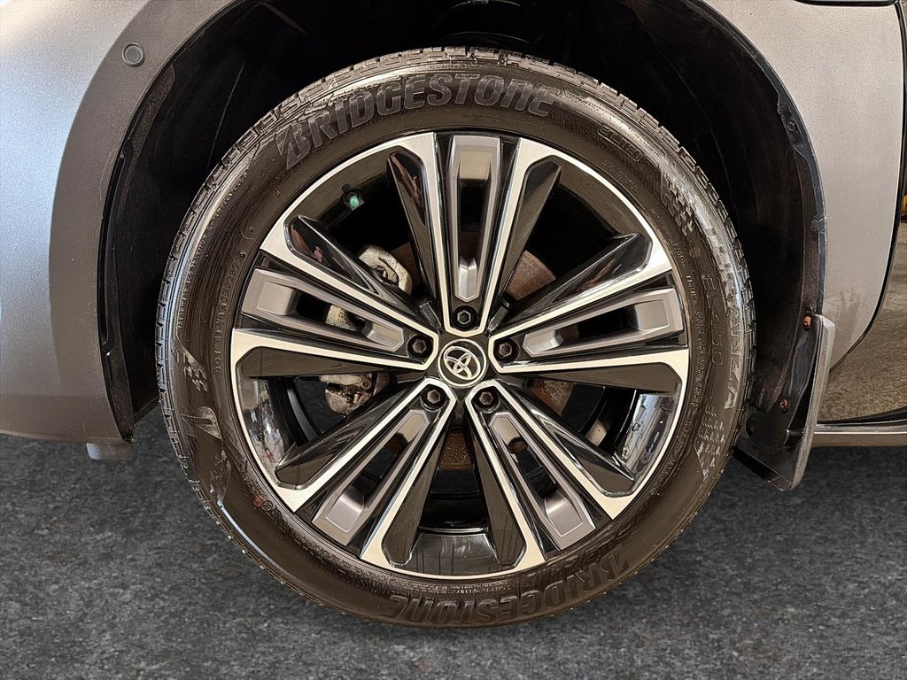 2023 Toyota BZ4X XLE AWD TOIT-PANORAMIQUE in St-Jean-Sur-Richelieu, Quebec - 7 - w1024h768px