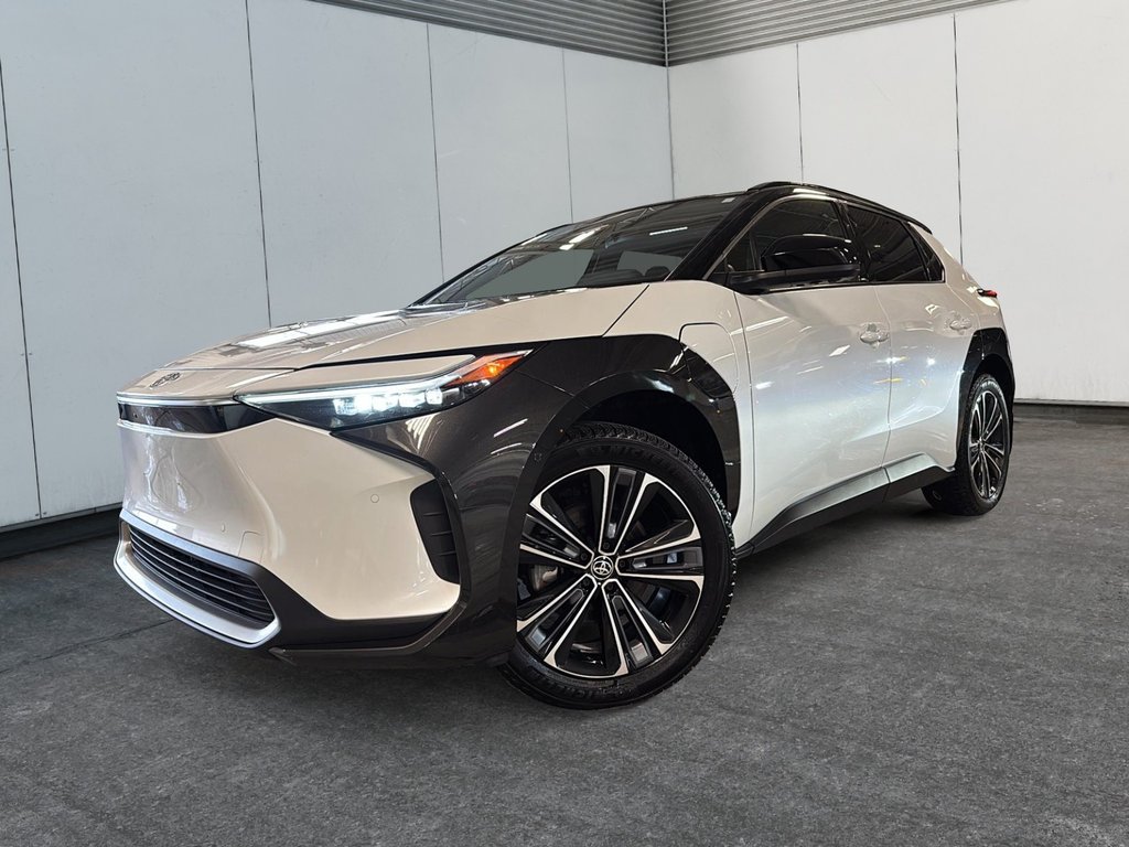 Toyota BZ4X XLE AWD CUIR TOIT-PANORAMIQUE 2024 à St-Jean-Sur-Richelieu, Québec - 1 - w1024h768px