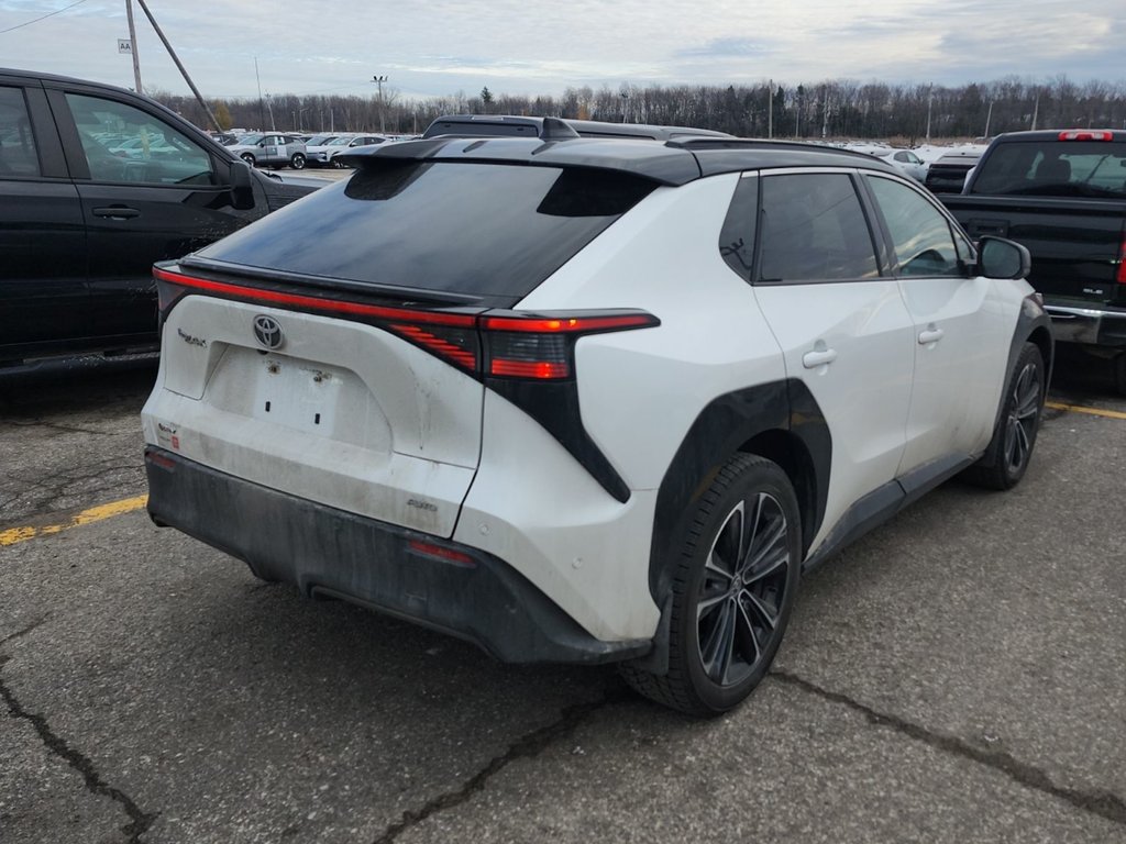 2024 Toyota BZ4X XLE AWD CUIR TOIT-PANORAMIQUE in St-Jean-Sur-Richelieu, Quebec - 2 - w1024h768px