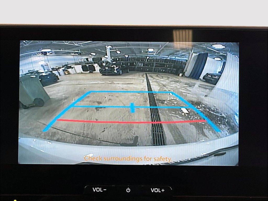 Toyota BZ4X XLE AWD TOIT-PANORAMIQUE 2024 à St-Jean-Sur-Richelieu, Québec - 18 - w1024h768px