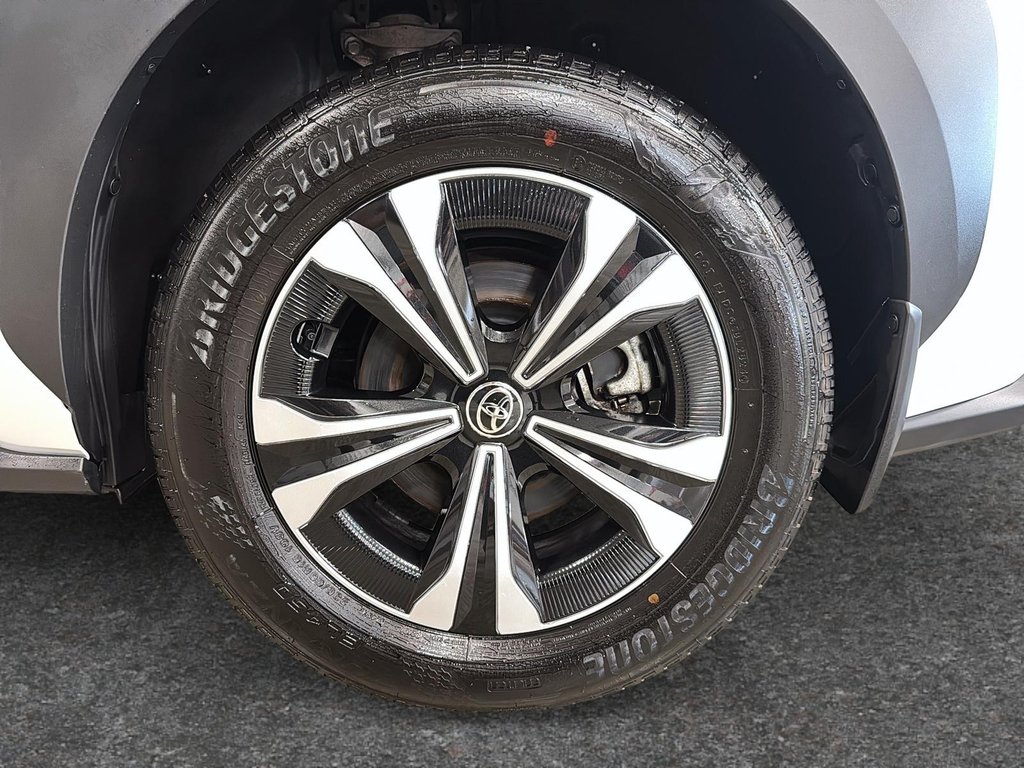 2024 Toyota BZ4X LE-6