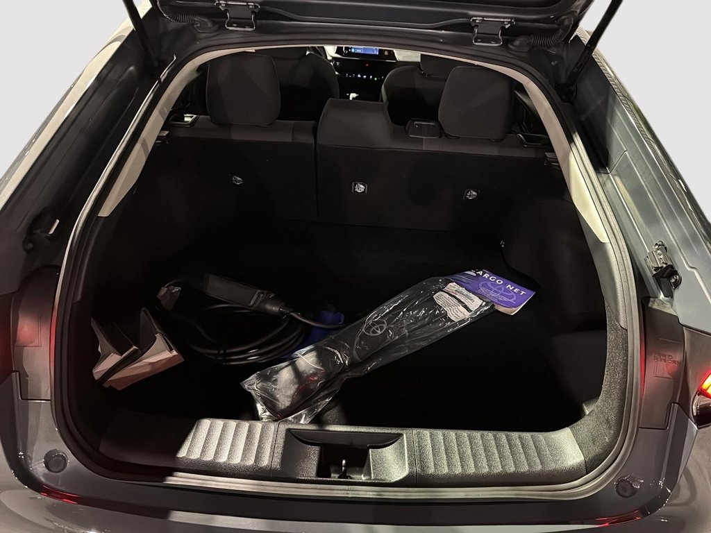 Toyota PRIUS PRIME SE HYBRIDE BRANCHABLE 2024 à St-Jean-Sur-Richelieu, Québec - 6 - w1024h768px