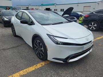 Toyota PRIUS PRIME XSE PREMIUM HYBRIDE BRANCHABLE 2024 à St-Jean-Sur-Richelieu, Québec - 4 - w1024h768px