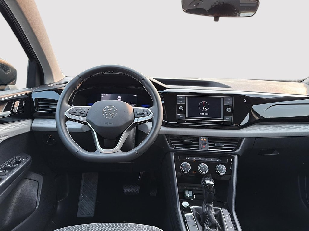 2023 Volkswagen Taos Trendline 4Motion in St-Jean-Sur-Richelieu, Quebec - 10 - w1024h768px