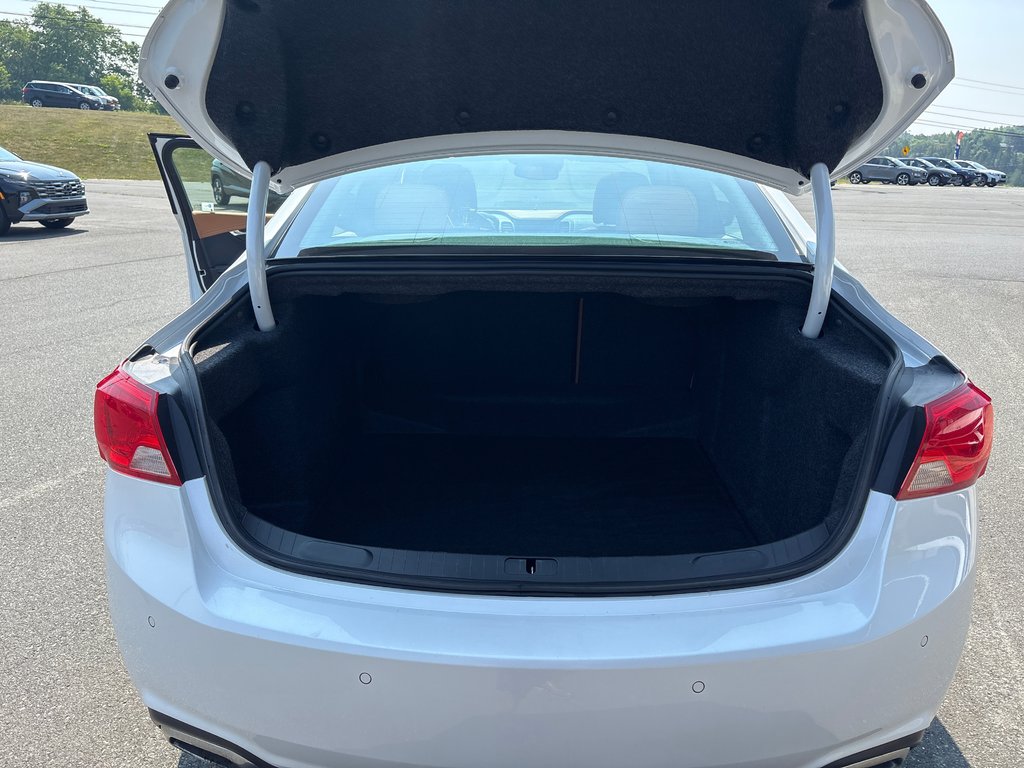 Chevrolet Impala LTZ 2015 à Bathurst, Nouveau-Brunswick - 13 - w1024h768px