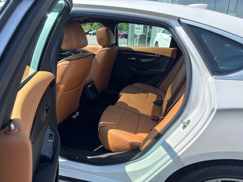 Chevrolet Impala LTZ 2015 à Bathurst, Nouveau-Brunswick - 12 - w1024h768px