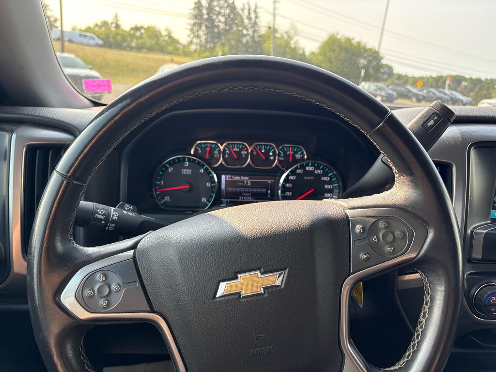 Chevrolet Silverado 1500 LT 2017 à Bathurst, Nouveau-Brunswick - 16 - w1024h768px