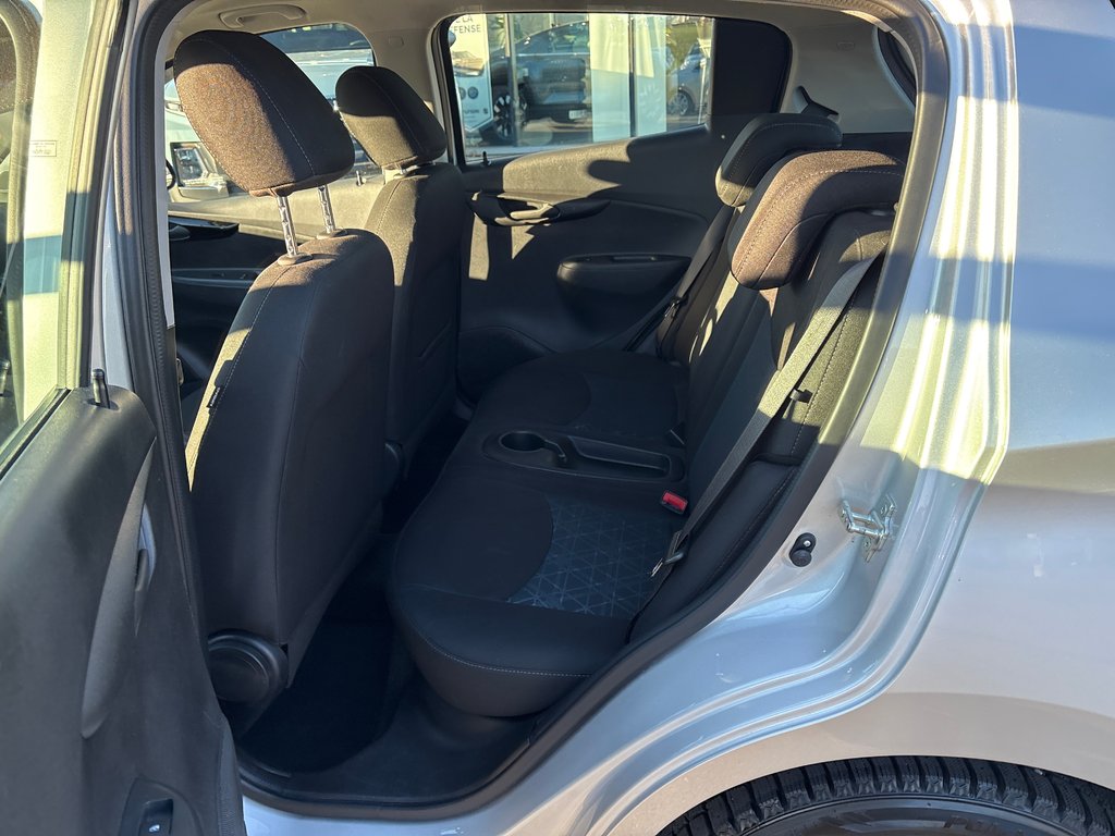 Chevrolet Spark 1LT 2022 à Bathurst, Nouveau-Brunswick - 10 - w1024h768px