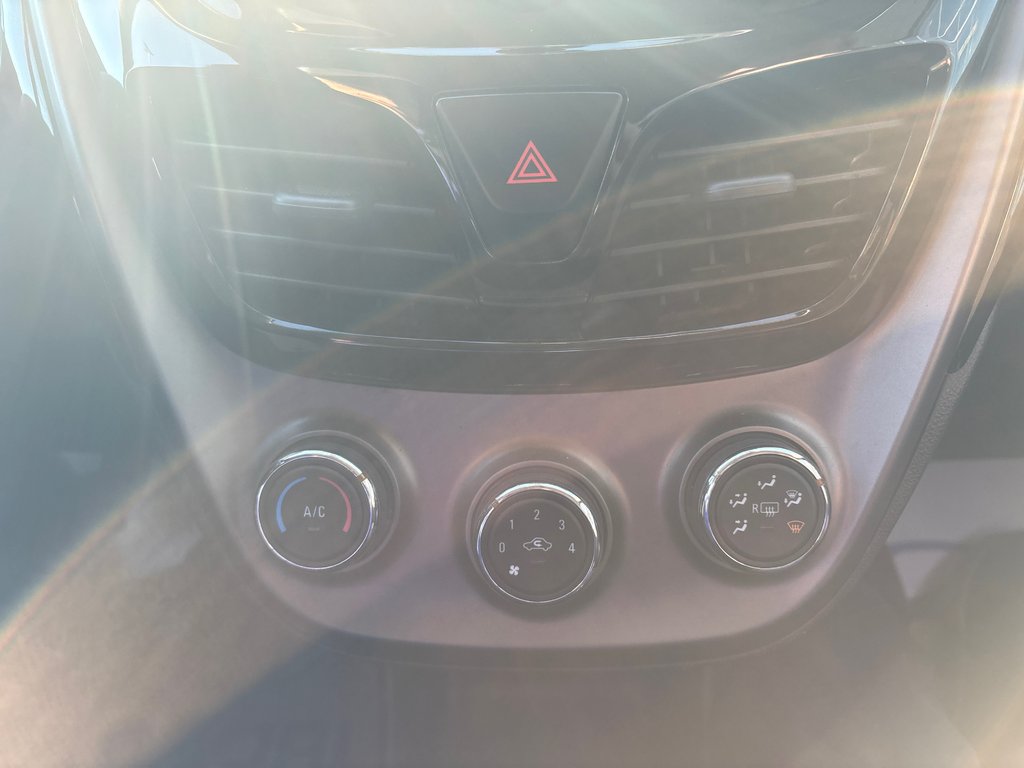 Chevrolet Spark 1LT 2022 à Bathurst, Nouveau-Brunswick - 20 - w1024h768px