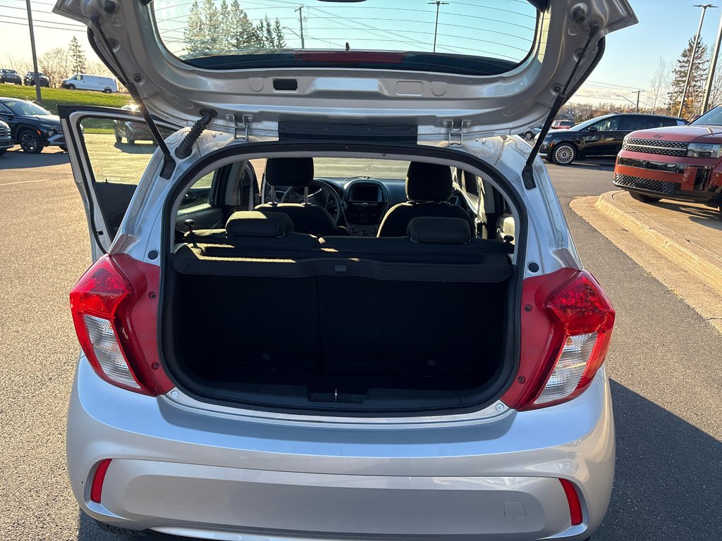 Chevrolet Spark 1LT 2022 à Bathurst, Nouveau-Brunswick - 12 - w1024h768px