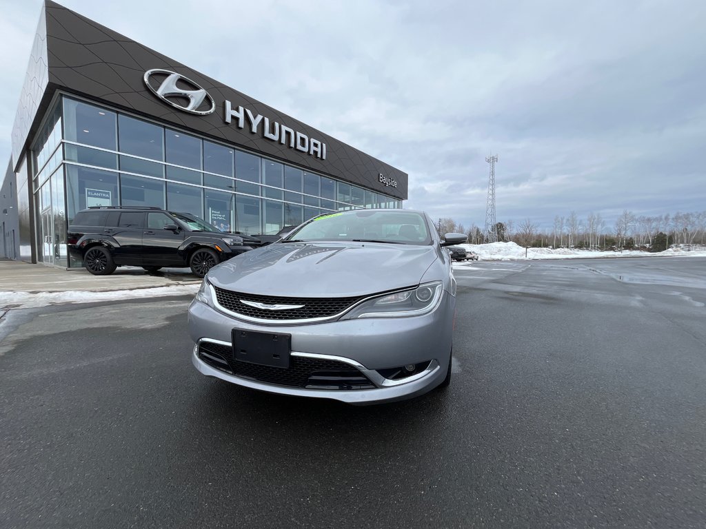 2016 Chrysler 200 C in Bathurst, New Brunswick - 3 - w1024h768px