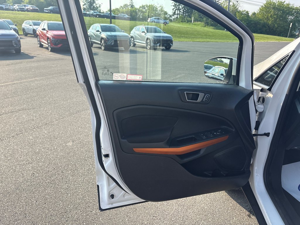 2022 Ford EcoSport SE in Bathurst, New Brunswick - 5 - w1024h768px
