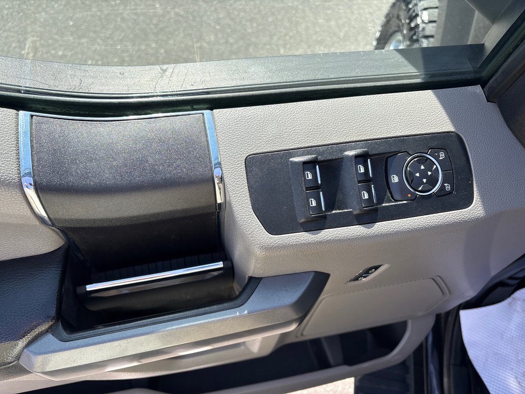 2018 Ford F-150 in Bathurst, New Brunswick - 11 - w1024h768px