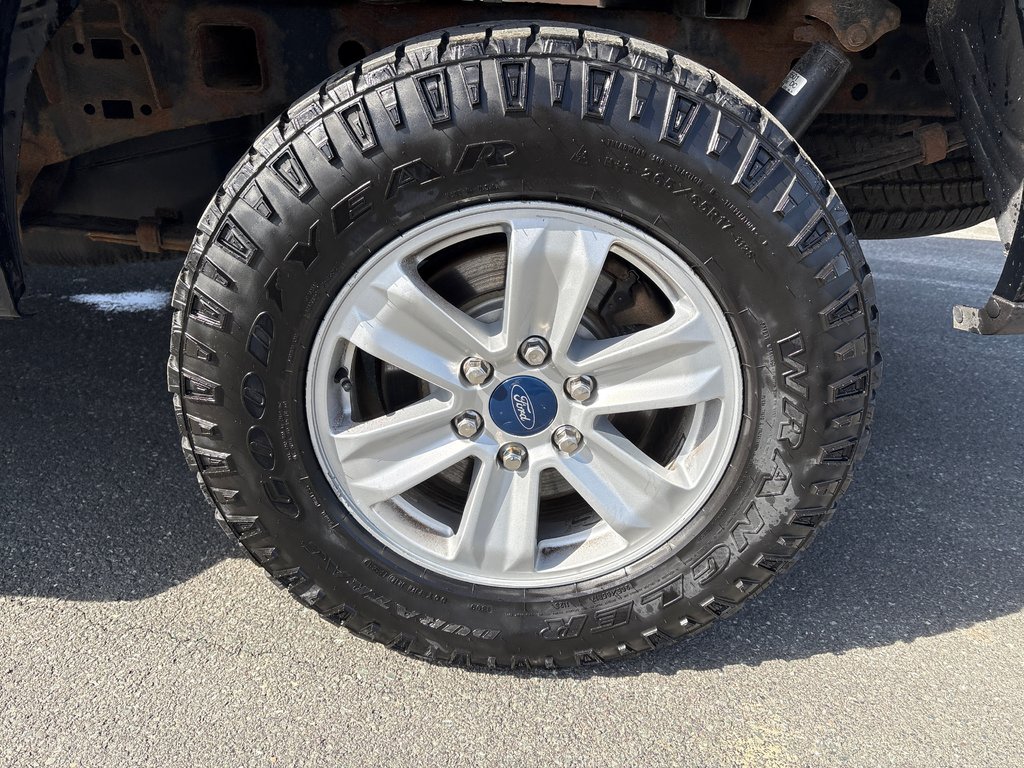 2018 Ford F-150 in Bathurst, New Brunswick - 9 - w1024h768px