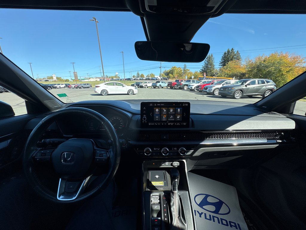 2023 Honda CR-V HYBRID Touring in Bathurst, New Brunswick - 21 - w1024h768px