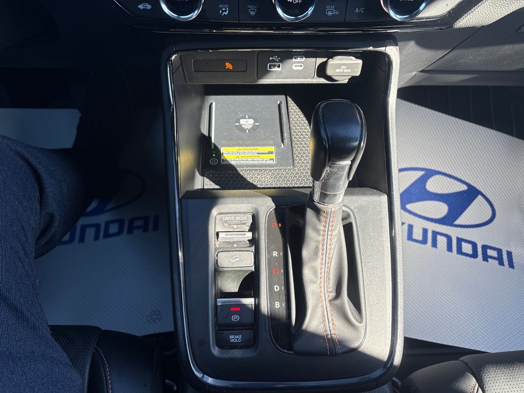 2023 Honda CR-V HYBRID Touring in Bathurst, New Brunswick - 19 - w1024h768px