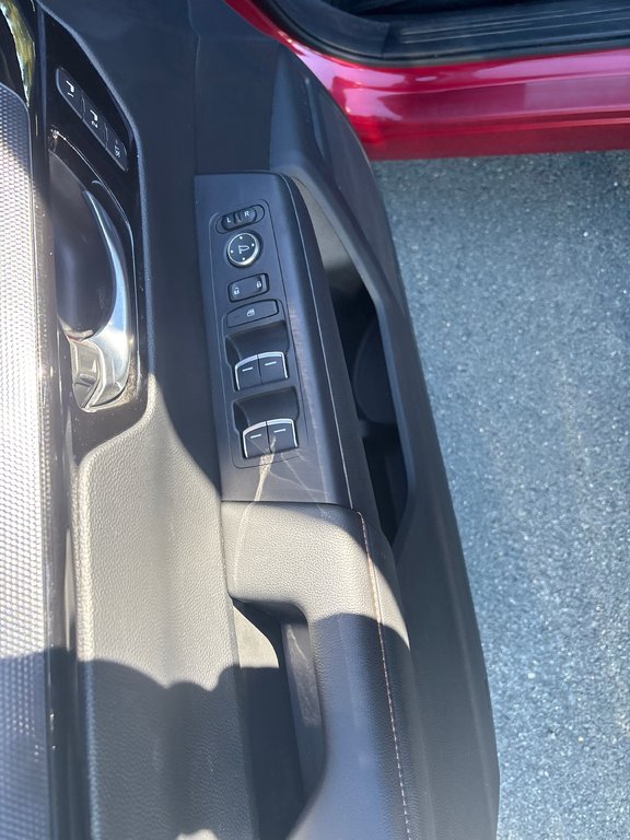 2023 Honda CR-V HYBRID Touring in Bathurst, New Brunswick - 23 - w1024h768px