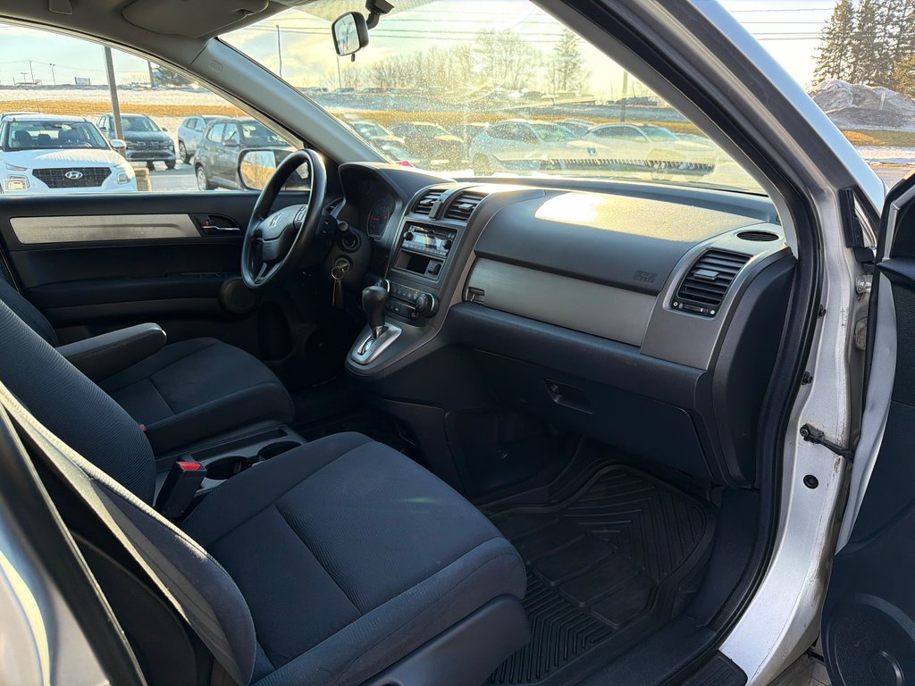 Honda CR-V LX 2011 à Bathurst, Nouveau-Brunswick - 10 - w1024h768px