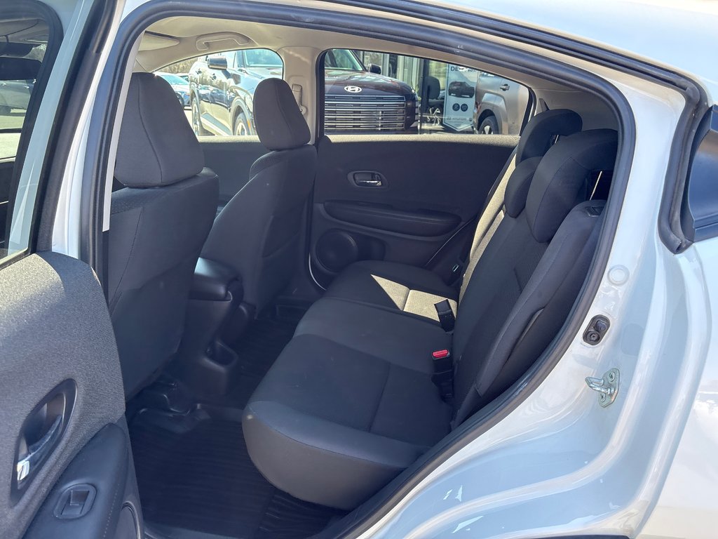 2022 Honda HR-V LX in Bathurst, New Brunswick - 11 - w1024h768px