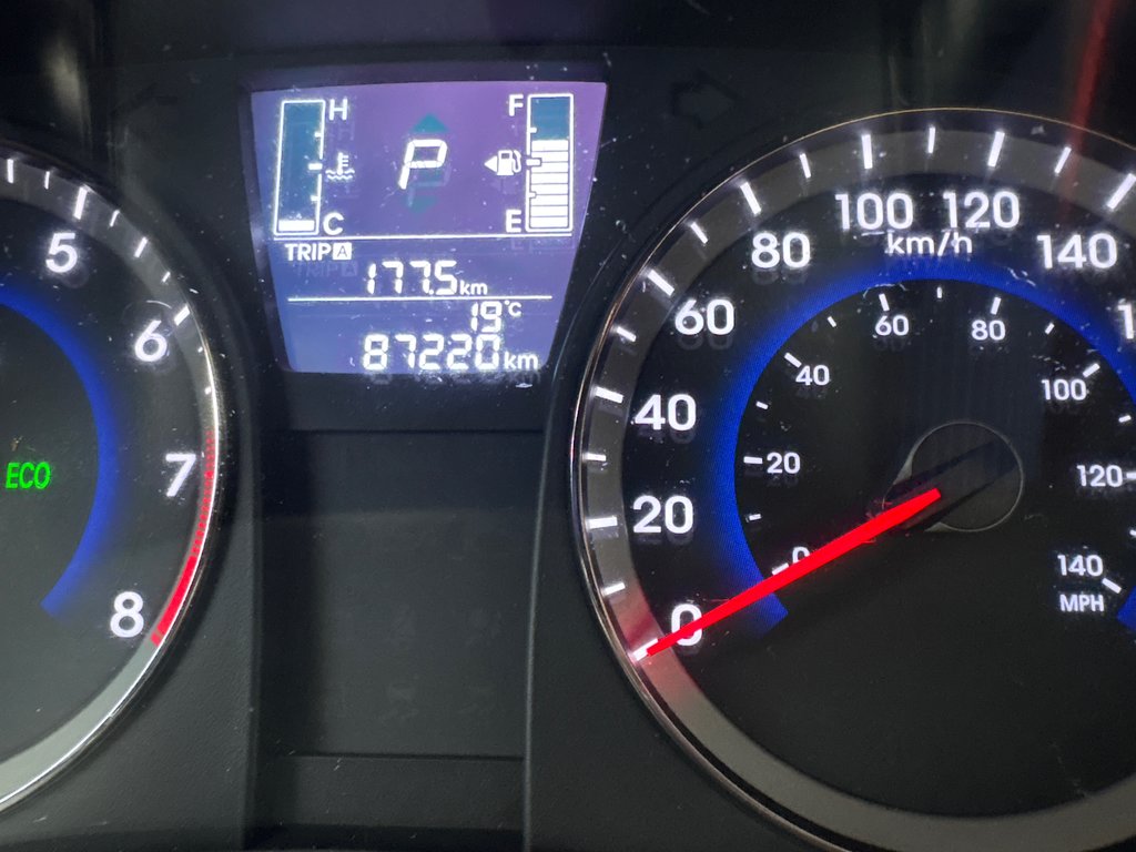 Hyundai Accent GL 2015 à Bathurst, Nouveau-Brunswick - 13 - w1024h768px