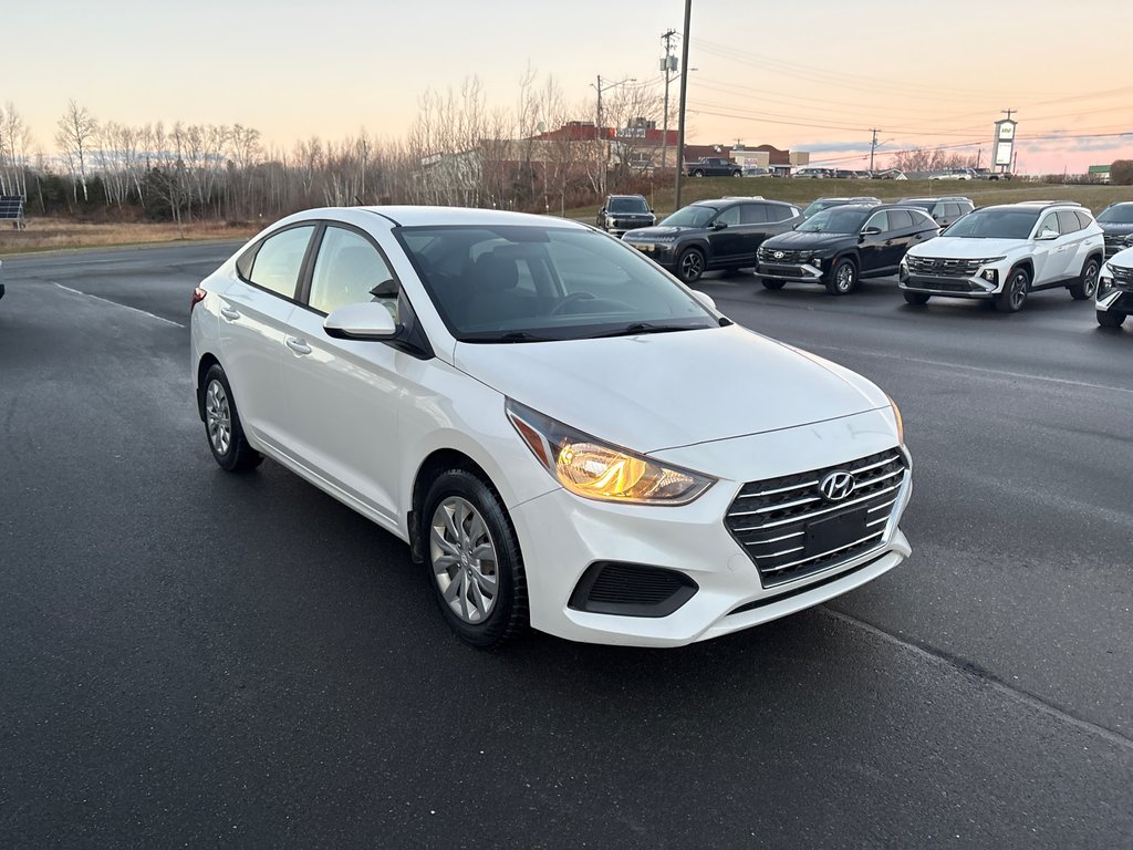 2019 Hyundai Accent Essential w/Comfort Package in Bathurst, New Brunswick - 3 - w1024h768px