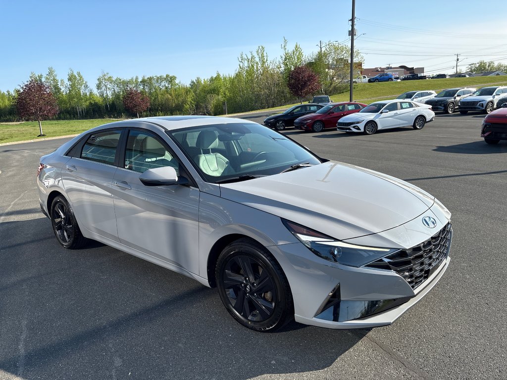 Hyundai Elantra Hybrid Ultimate 2021 à Bathurst, Nouveau-Brunswick - 4 - w1024h768px