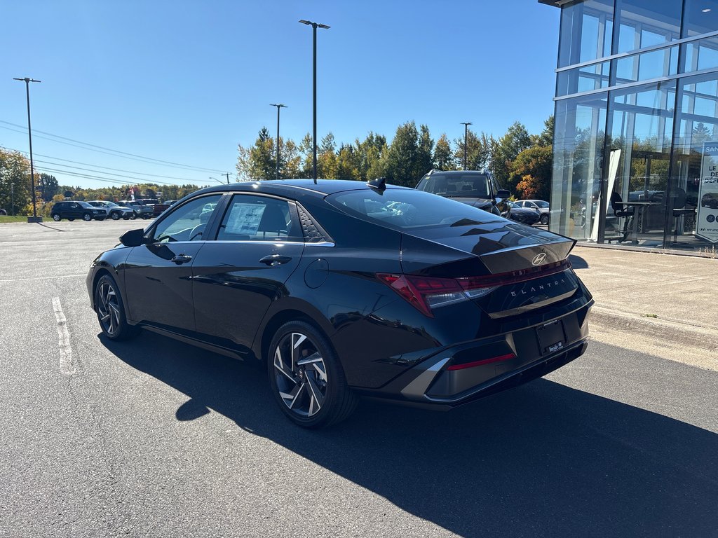 2025 Hyundai Elantra Hybrid Luxury DCT in Bathurst, New Brunswick - 8 - w1024h768px