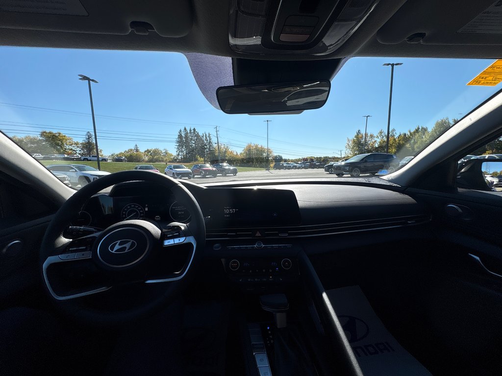 2025 Hyundai Elantra Hybrid Luxury DCT in Bathurst, New Brunswick - 11 - w1024h768px