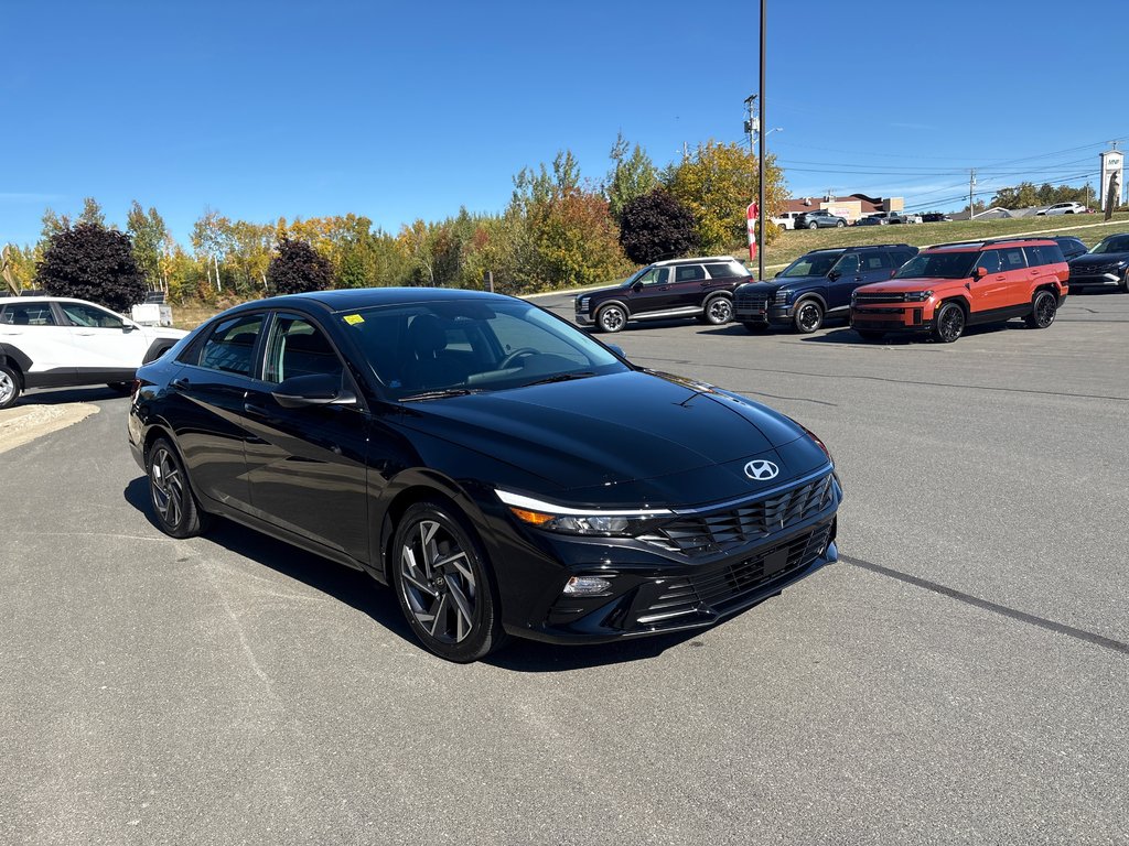 2025 Hyundai Elantra Hybrid Luxury DCT in Bathurst, New Brunswick - 5 - w1024h768px
