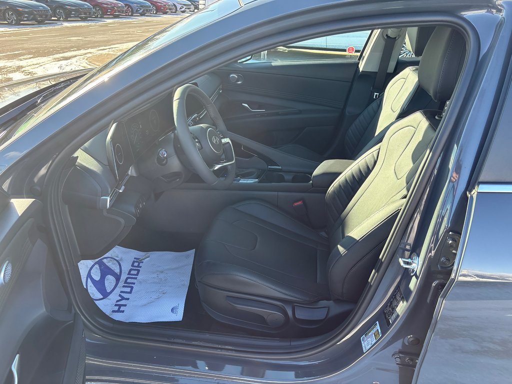 Hyundai Elantra Hybrid Luxury Sedan 2026 à Bathurst, Nouveau-Brunswick - 7 - w1024h768px