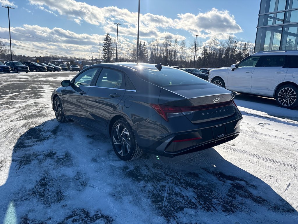 Hyundai Elantra Hybrid Luxury Sedan 2026 à Bathurst, Nouveau-Brunswick - 6 - w1024h768px