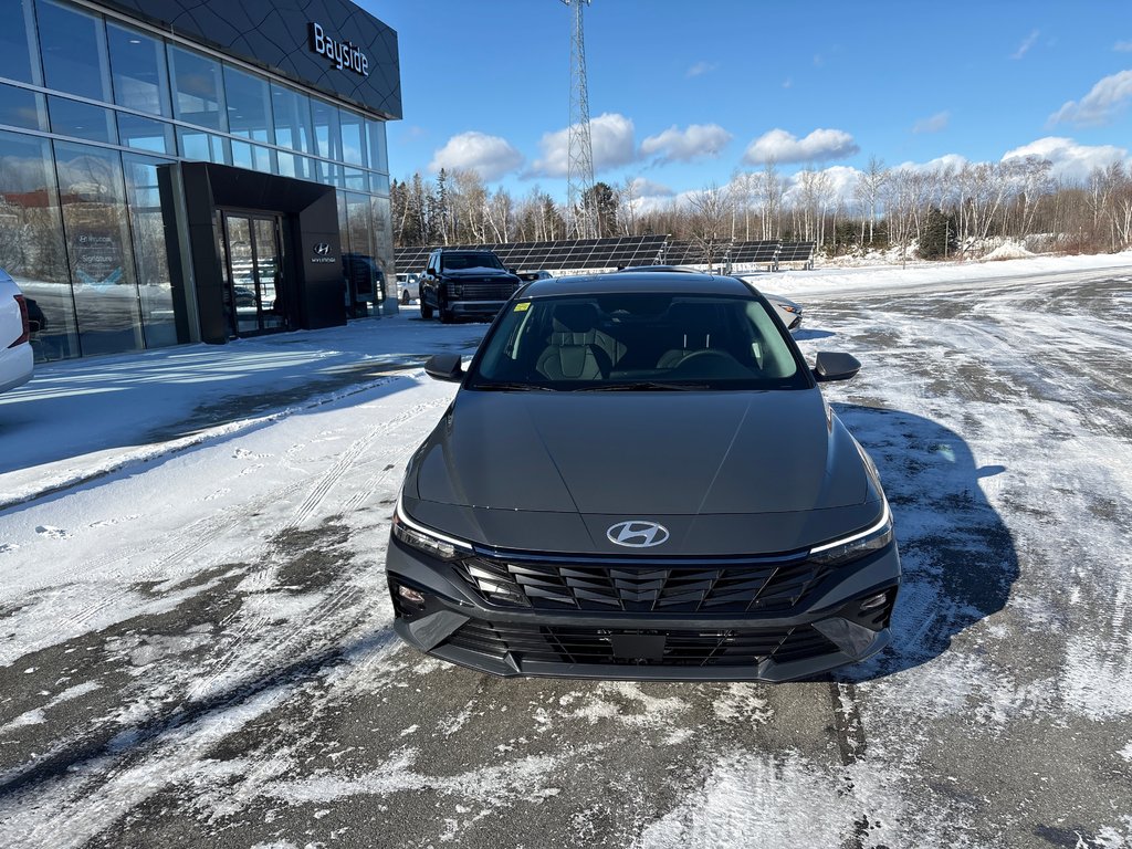 Hyundai Elantra Hybrid Luxury Sedan 2026 à Bathurst, Nouveau-Brunswick - 9 - w1024h768px
