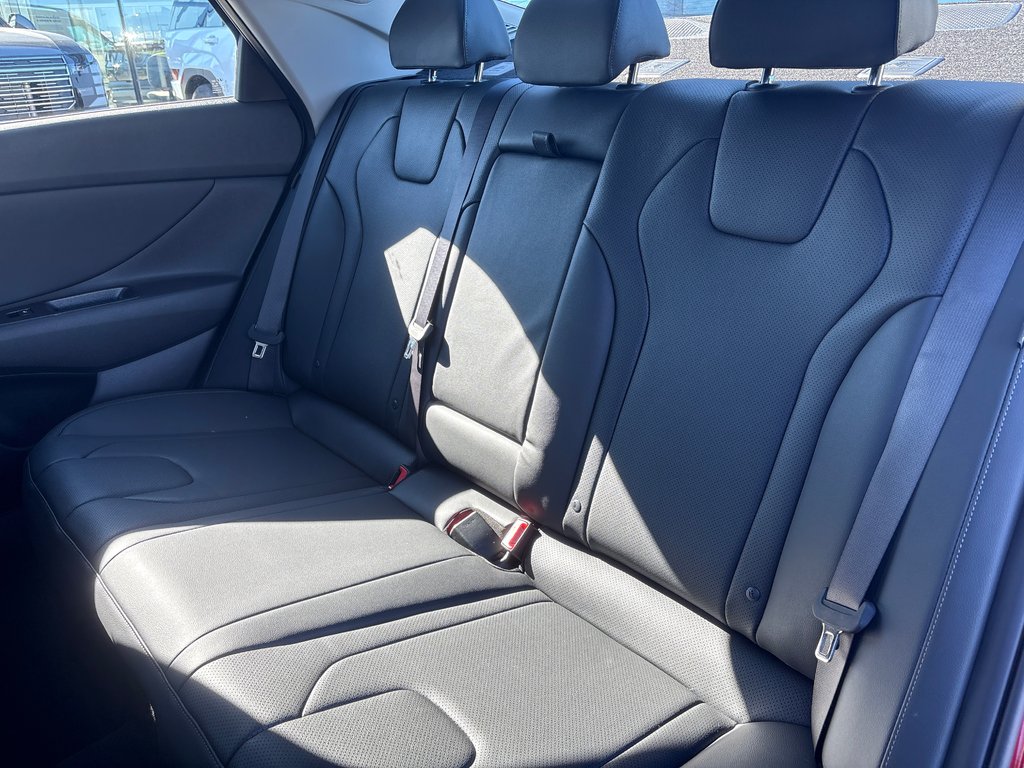 2026 Hyundai Elantra Hybrid Luxury Sedan in Bathurst, New Brunswick - 13 - w1024h768px