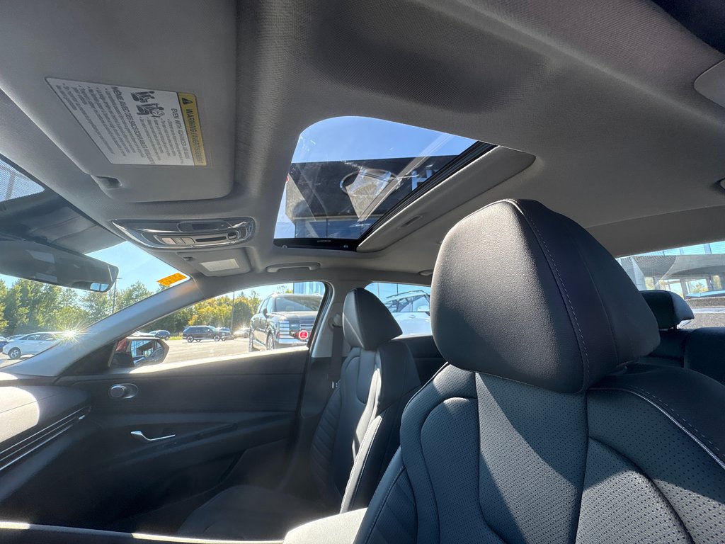 2026 Hyundai Elantra Hybrid Luxury Sedan in Bathurst, New Brunswick - 14 - w1024h768px