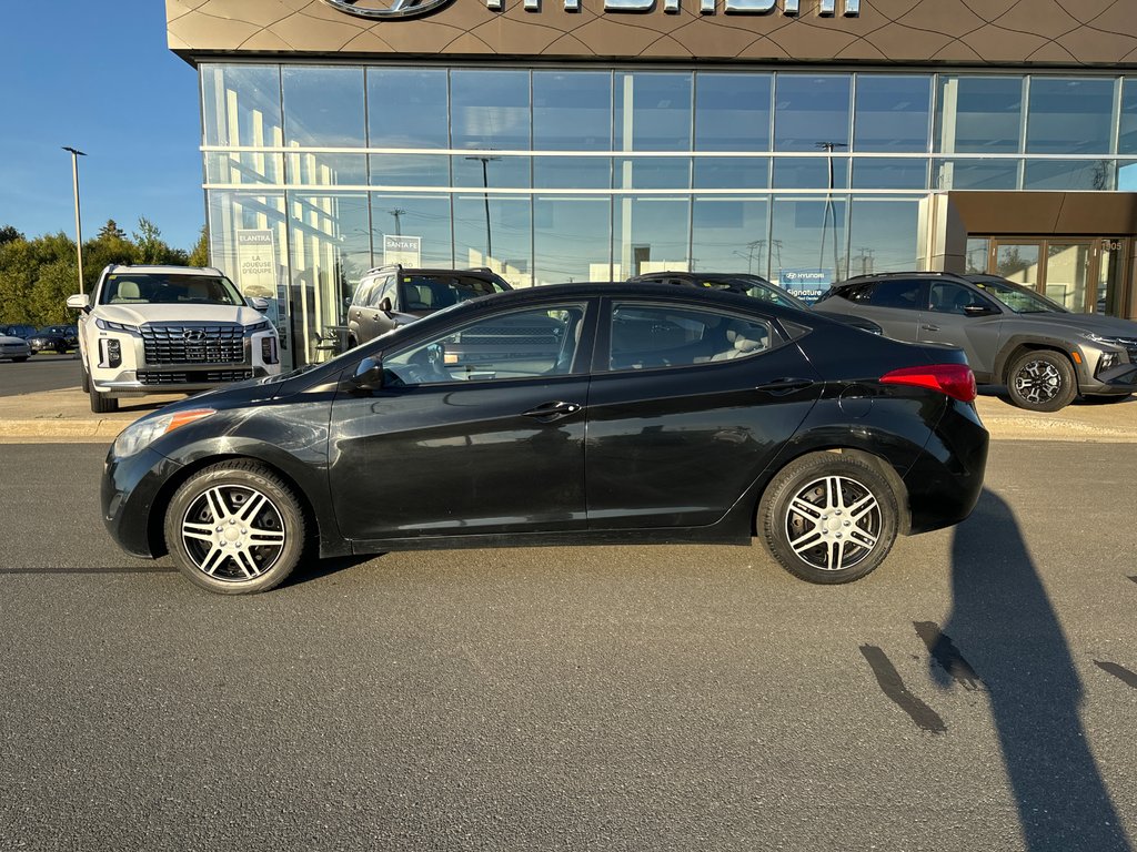 2013  Elantra GL in Bathurst, New Brunswick - 8 - w1024h768px