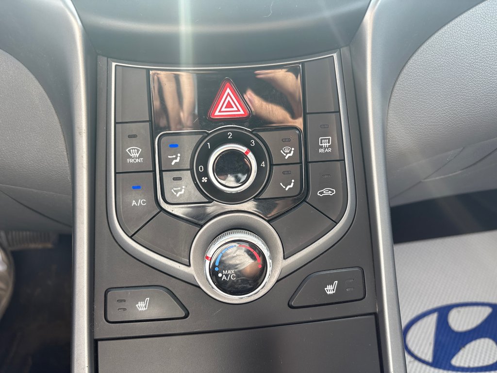 Hyundai Elantra GL 2014 à Bathurst, Nouveau-Brunswick - 19 - w1024h768px